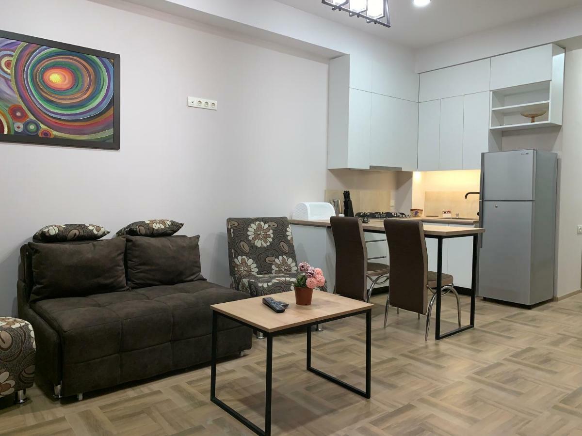 Tomaso Apartamento Tbilisi Exterior foto