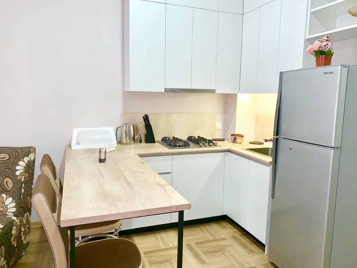 Tomaso Apartamento Tbilisi Exterior foto