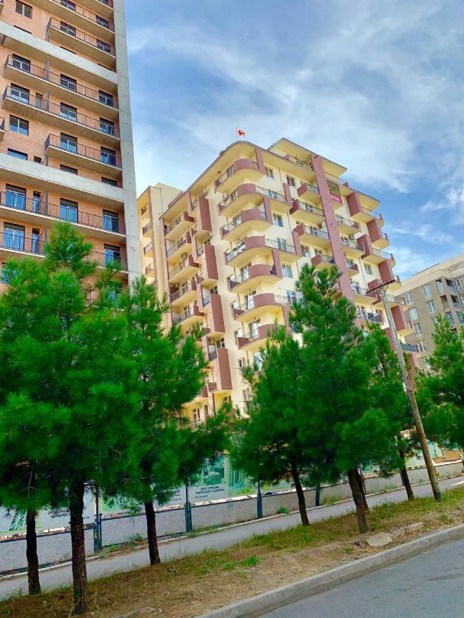 Tomaso Apartamento Tbilisi Exterior foto